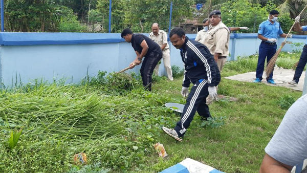 জেলা হাসপাতালে সাফাই! অভিযানে পুলিশ সুপার, হাসপাতাল সুপার