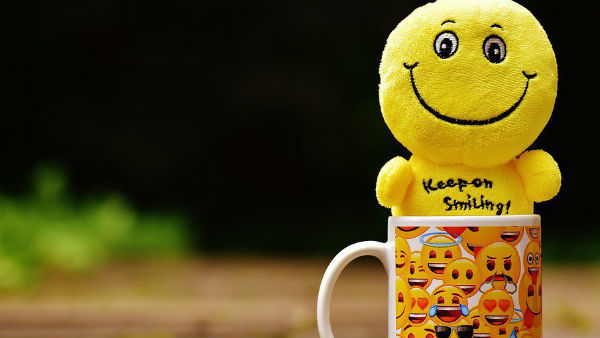 এখন বেশ জনপ্রিয় এখন বেশ জনপ্রিয়