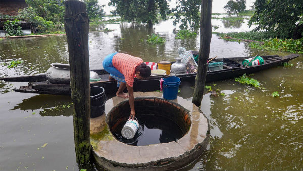 মেঘালয়ে লাগাতার বর্ষণ মেঘালয়ে লাগাতার বর্ষণ