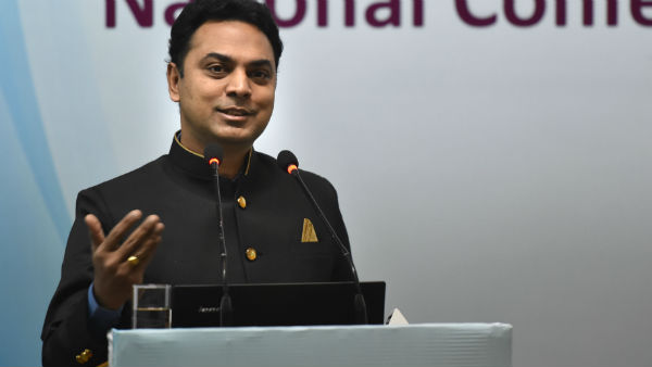 রাজস্ব ঘাটতি 