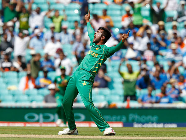 পাকিস্তান ছাড়তে চলেছেন আমির! কোন দেশে থাকতে পারেন? পাকিস্তান ছাড়তে চলেছেন আমির! কোন দেশে থাকতে পারেন?