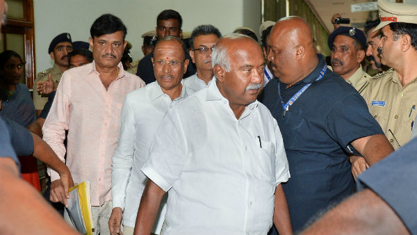 বিজেপিকে বিশ্বাস ভুল হয়েছে, মত কর্ণাটকের বিদ্রোহী বিধায়কদের বিজেপিকে বিশ্বাস ভুল হয়েছে, মত কর্ণাটকের বিদ্রোহী বিধায়কদের