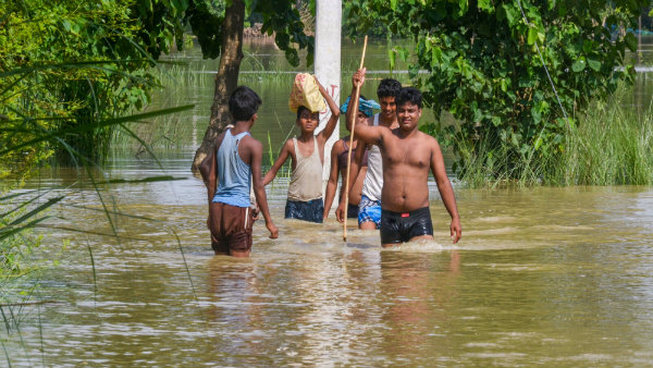 নওদায় বজ্রপাতে মৃত্যু