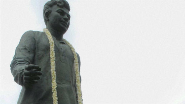 অভিনয়ের সূক্ষ্ণ দিকগুলি ওস্তাদের মতো ফুটিয়ে তুলতে পারতেন উত্তমকুমার