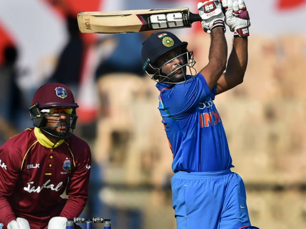 তবে কেন বাদ রায়ডু 