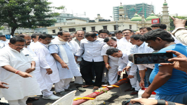  আগেকার ২১ জুলাইয়ের সঙ্গে এখনকার তফাৎ করলেন মুকুল! মমতাকে করলেন কটাক্ষ