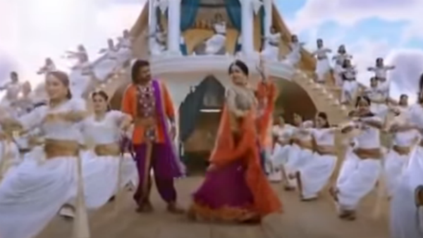 অনুষ্কাকে কেন পছন্দ প্রভাসের? 