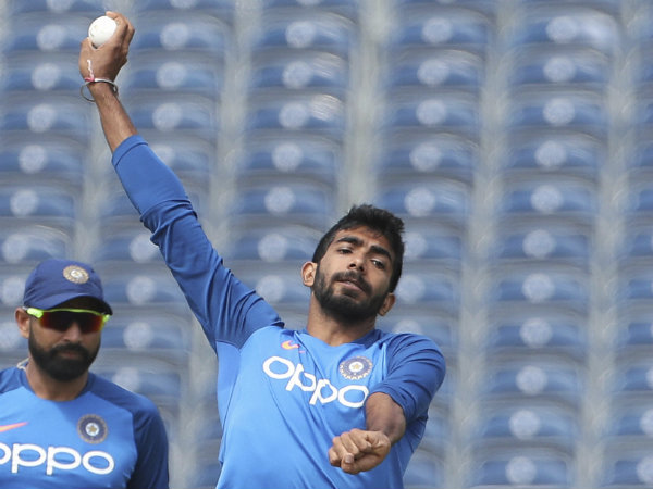 লন্ডন থেকে ফিরে