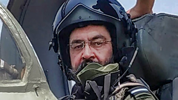 বায়ুসেনা প্রধানের গলায়ও একই সুর