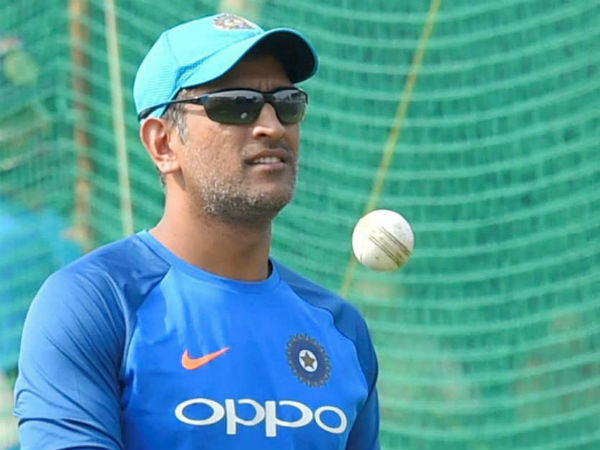 ধোনির চয়েজ