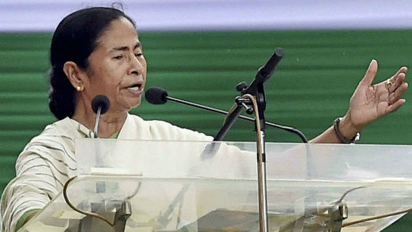 ৩৪ বছর লড়াইয়ের পর মার্কসবাদ শরণে মমতা