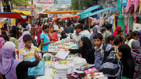 বাজারে বড় প্রভাব বাজারে বড় প্রভাব