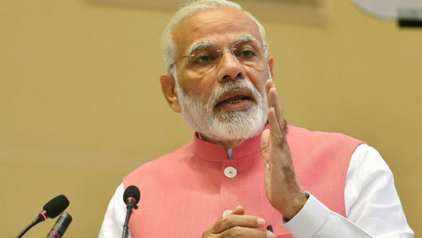 কাশ্মীর প্রসঙ্গ বৈঠকে এড়িয়ে গিয়েছেন মোদী