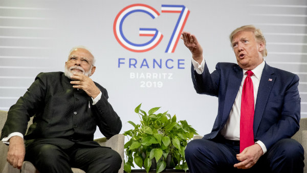 জি-৭ সামিটে ট্রাম্পের মুখোমুখি মোদী জি-৭ সামিটে ট্রাম্পের মুখোমুখি মোদী