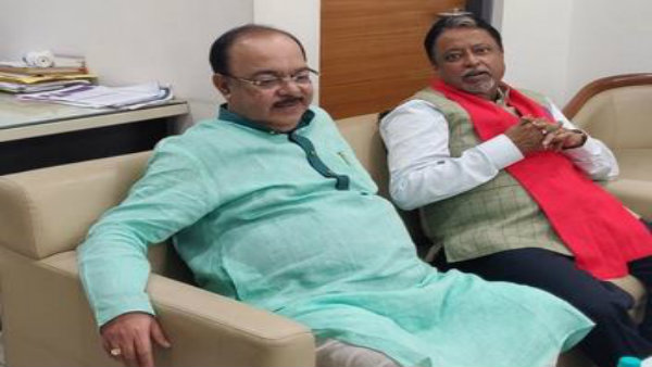 শোভন বারবার সেমসাইড গোল খেয়ে দলকে ডোবাচ্ছেন