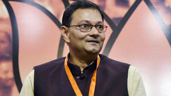 বুদ্ধিজীবী সেল তৈরি চন্দ্র বসুর