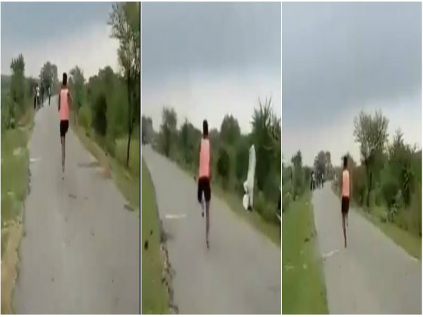 ১০০ মিটার দৌড়তে ভারতের উসেইন বোল্ট সময় নেন ১১ সেকেন্ড,ভিডিও দেখে থ ক্রীড়ামহল ১০০ মিটার দৌড়তে ভারতের উসেইন বোল্ট সময় নেন ১১ সেকেন্ড,ভিডিও দেখে থ ক্রীড়ামহল