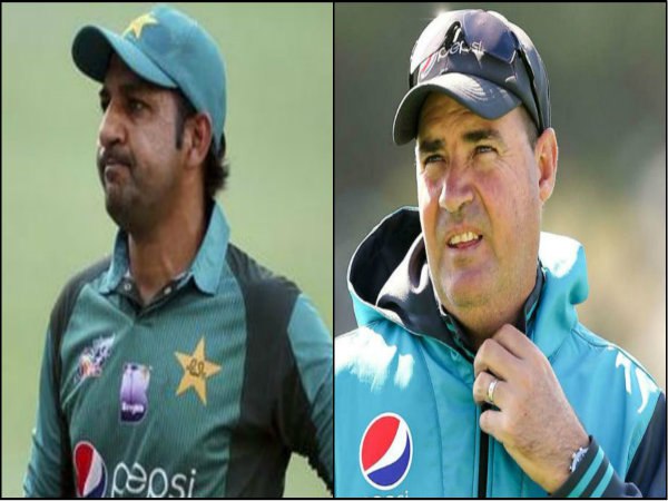 কোচ-অধিনায়ক দ্বন্দ্ব 