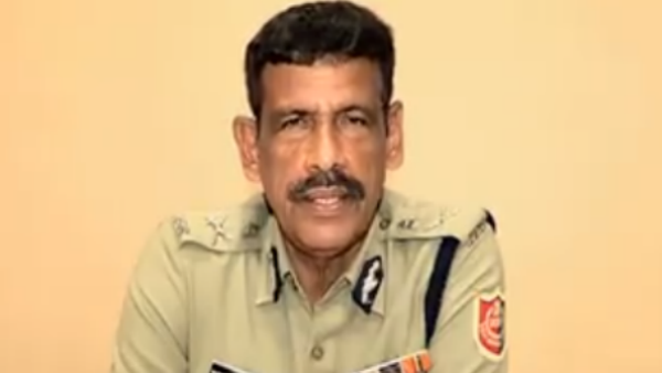 চিটফান্ড মামলায় তদন্ত সুরজিৎ কর পুরকায়স্থের বিরুদ্ধে চিটফান্ড মামলায় তদন্ত সুরজিৎ কর পুরকায়স্থের বিরুদ্ধে