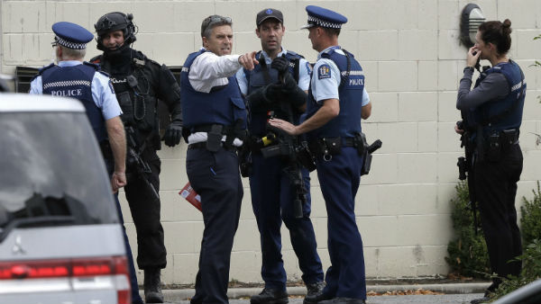 তল্লাশি শুরু করেছে পুলিস