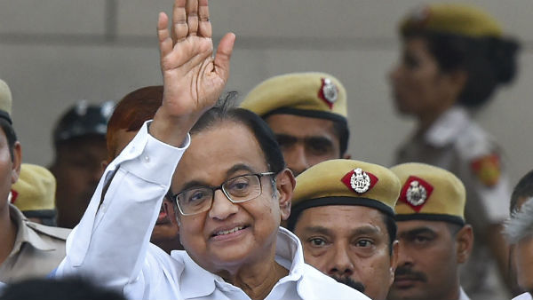 দুর্নীতি অভিযোগে তিহার জেলে চিদাম্বরম