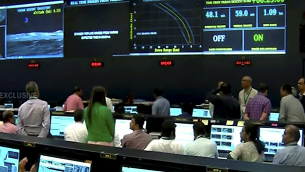 স্পেসওয়াক অ্যাকশনের স্ন্যাপশট ক্যাপচার 