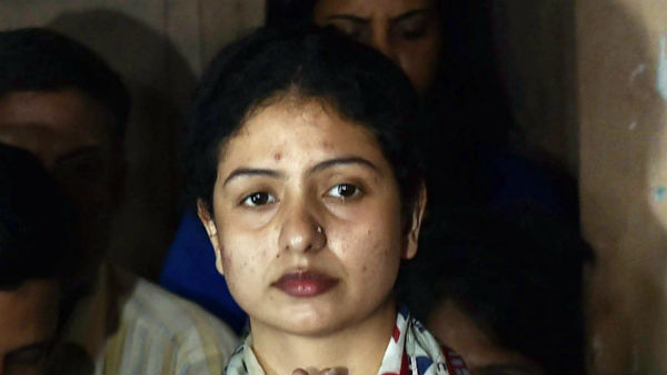 আগে মুখ্যমন্ত্রীর সঙ্গেও সাক্ষাৎ করেছিলেন আগে মুখ্যমন্ত্রীর সঙ্গেও সাক্ষাৎ করেছিলেন