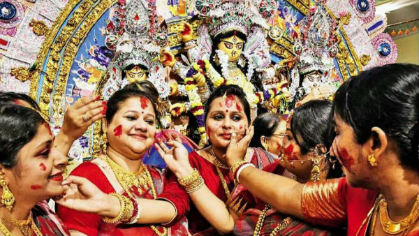 পুজোর বৈশিষ্ট্য