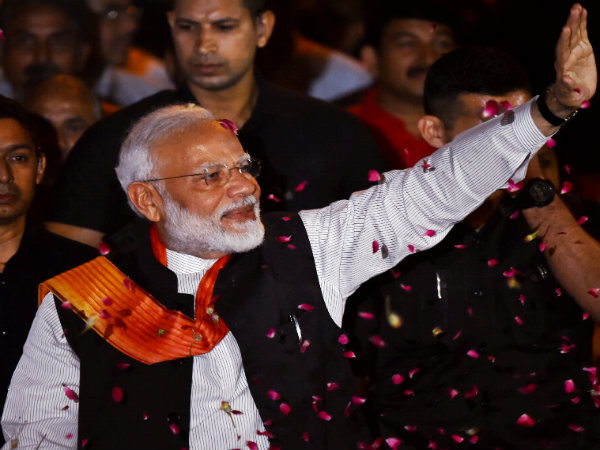 LIVE করোনা মোকাবিলায় প্রধানমন্ত্রী মোদীর পাঁচ মন্ত্র, পাশে ক্রীড়াবিদরা LIVE করোনা মোকাবিলায় প্রধানমন্ত্রী মোদীর পাঁচ মন্ত্র, পাশে ক্রীড়াবিদরা