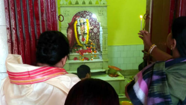মা পূজিতা হন সর্বমঙ্গলা রূপে মা পূজিতা হন সর্বমঙ্গলা রূপে