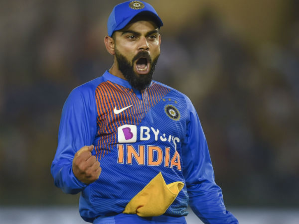 বিরাটের আয়