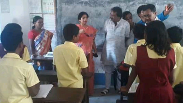 মুখ্যমন্ত্রীর বার্তা, কাজ করছেন জেলাশাসকরা