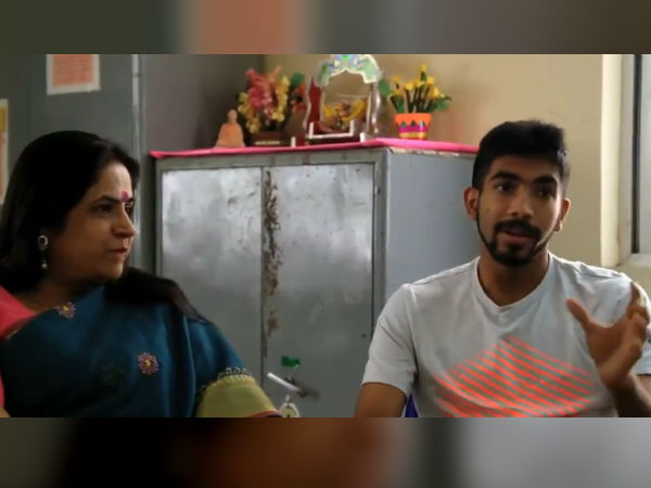 জুতো কিনে দিতে পারেননি মা জুতো কিনে দিতে পারেননি মা