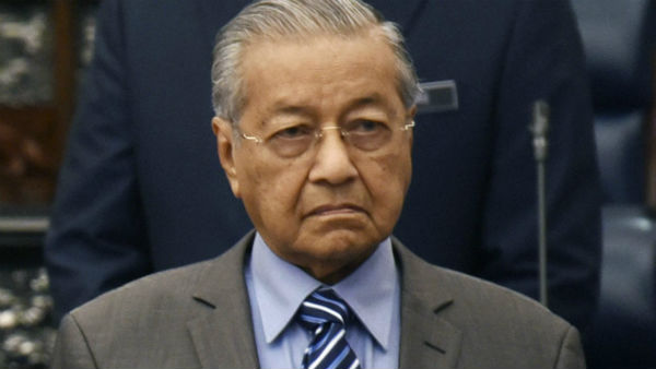 পাম অয়েলের আমদানি বন্ধের পর মাহাথিরের বক্তব্য