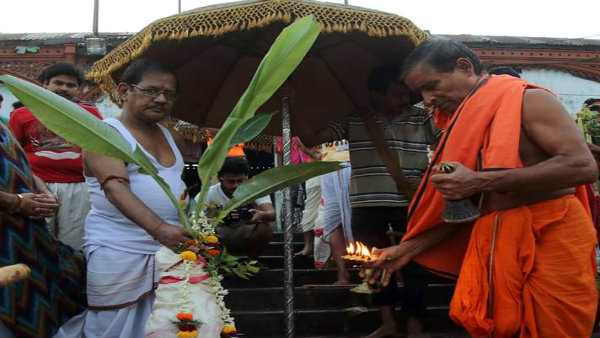 এ বছর দাঁ বাড়ির পুজো পা দিল ১৮০ তম বছরে এ বছর দাঁ বাড়ির পুজো পা দিল ১৮০ তম বছরে