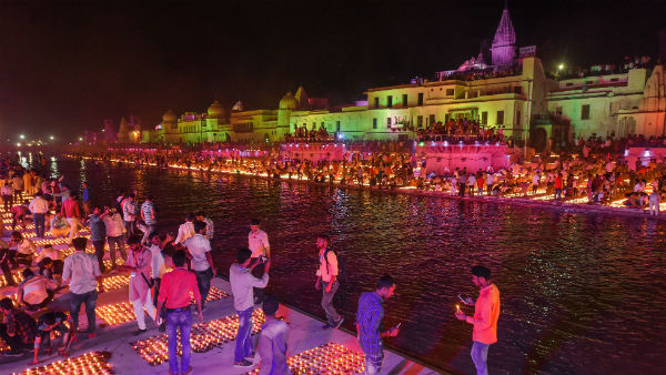 'দীপোৎসব' 'আন্তর্জাতিক' ইভেন্ট 'দীপোৎসব' 'আন্তর্জাতিক' ইভেন্ট