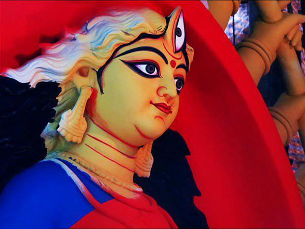 প্লাস্টার অফ প্যারিসে রাঙামাটি