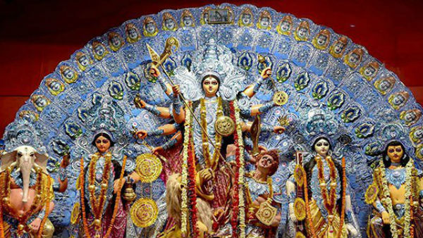 সধবা পুজোর রেওয়াজ বেশ জনপ্রিয়ও