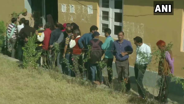 ৩৭০ ধারা বিলোপের পর প্রথম ভোট কাশ্মীরে