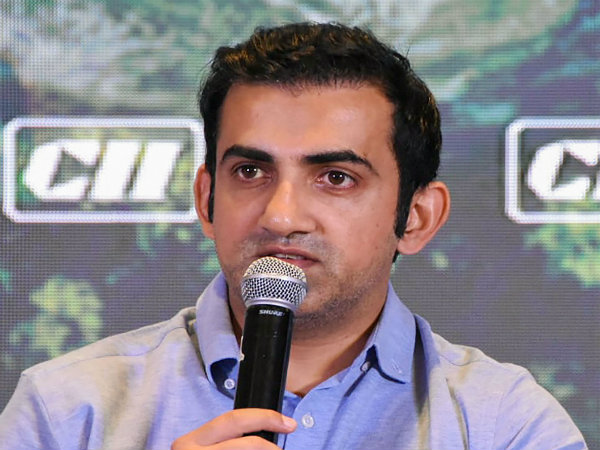 শ্রীলঙ্কা ক্রিকেট দলের জন্য করাচিতে লম্বা কনভয় দেখে গম্ভীরের খোঁচা শ্রীলঙ্কা ক্রিকেট দলের জন্য করাচিতে লম্বা কনভয় দেখে গম্ভীরের খোঁচা