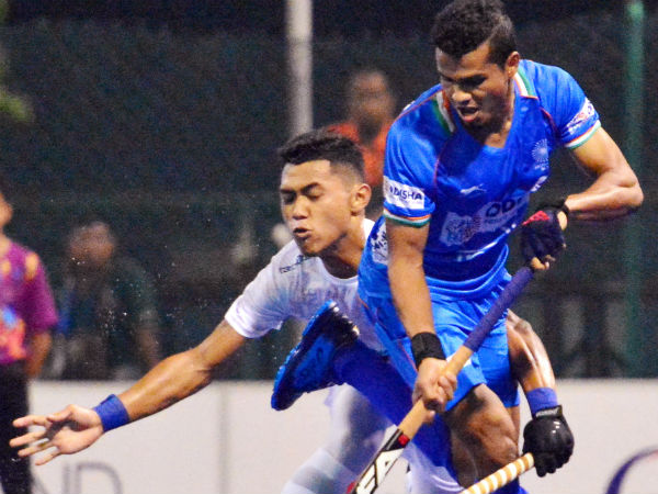 সুলতান অফ জহর কাপে মালেশিয়াকে ৪-২ গোলে হারাল ভারতীয় হকি দল সুলতান অফ জহর কাপে মালেশিয়াকে ৪-২ গোলে হারাল ভারতীয় হকি দল