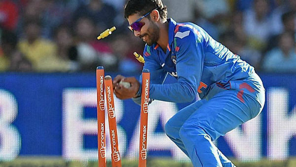 জাদেজাকে নিয়ে শ্রীধর যা বললেন জাদেজাকে নিয়ে শ্রীধর যা বললেন