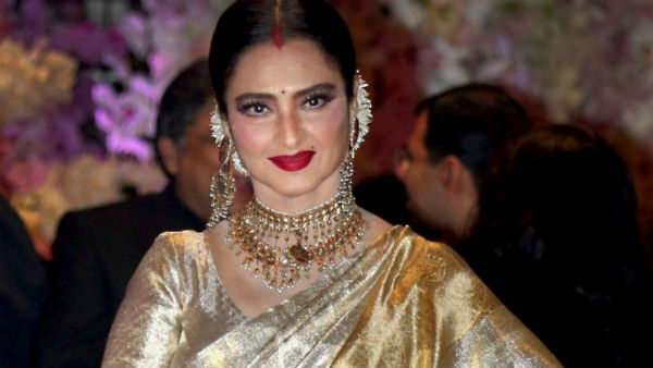 খাবার পাতে কী থাকে? খাবার পাতে কী থাকে?