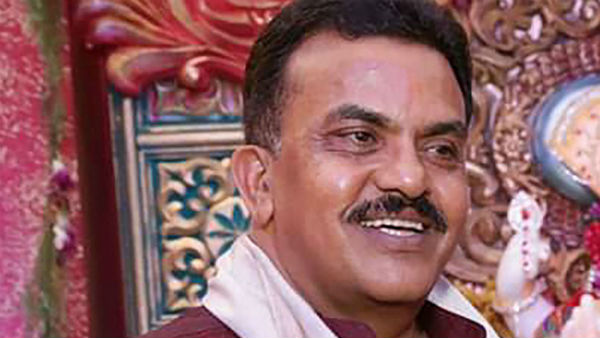 দিল্লির নেতাদের বাস্তব জ্ঞান নিয়ে প্রশ্ন