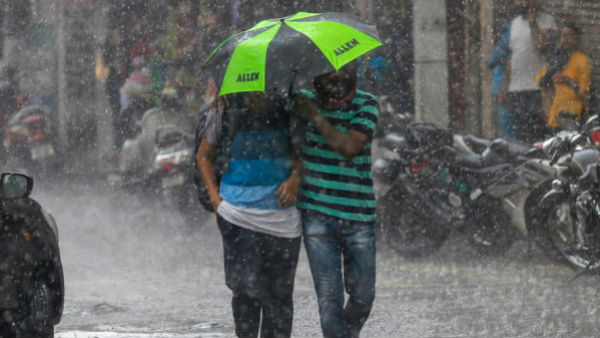 রাজ্যের বিভিন্ন জায়গায় বৃষ্টি