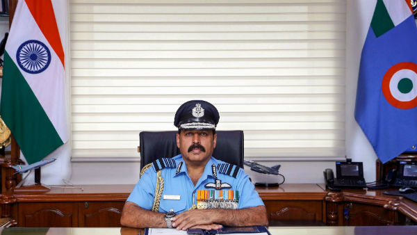 আরও শক্তিশালী হচ্ছে বায়ুসেনা, এমনই ইঙ্গিত দিলেন বায়ুসেনা প্রধান আরও শক্তিশালী হচ্ছে বায়ুসেনা, এমনই ইঙ্গিত দিলেন বায়ুসেনা প্রধান