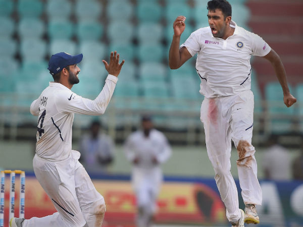 অশ্বিন-জাদেজার পারফরম্যান্স অশ্বিন-জাদেজার পারফরম্যান্স