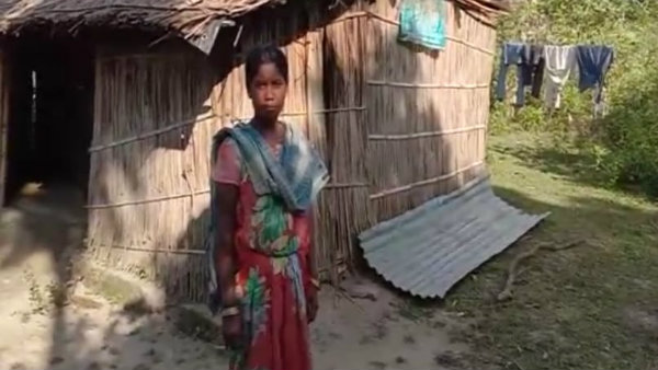 উন্নয়ন থেকে শতহস্ত দূরে আলিপুরদুয়ারের এই আদিবাসী গ্রামটি উন্নয়ন থেকে শতহস্ত দূরে আলিপুরদুয়ারের এই আদিবাসী গ্রামটি