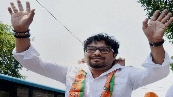 বাবুলকে ঘিরে বিক্ষোভ