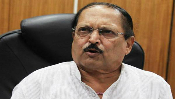 পশ্চিমাঞ্চল উন্নয়ন দফতর যেতে পারে সুব্রত-র হাত থেকে